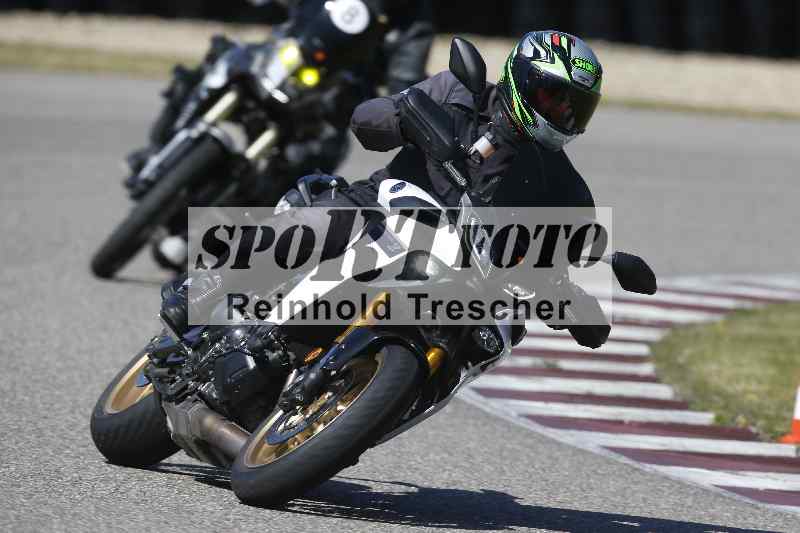 /01 02.04.2026 MAZ ADR/Gruppe rot/unklar